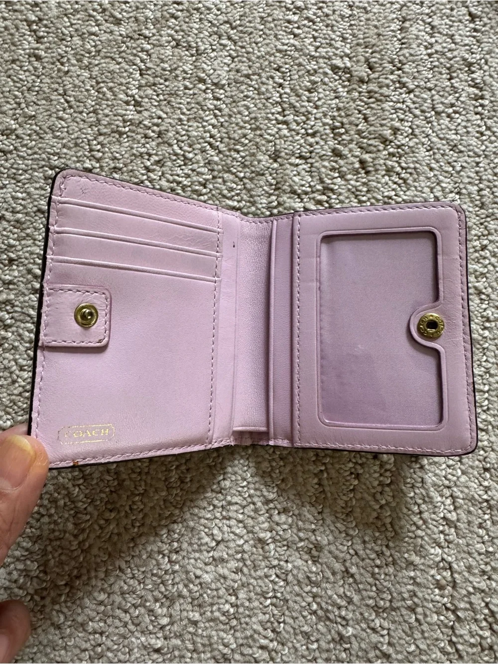 Coach Gold Logo Bifold Wallet w/ Zip Coin Pocket ID Window Solid S Women NWT Y2K